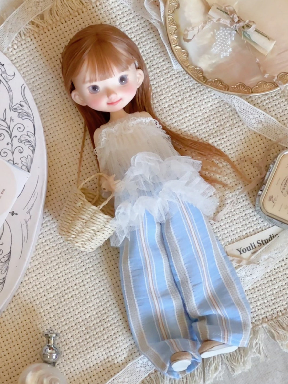 Summer Resort White Blue Blythe 1/6 BJD Outfit Full Body View | ToastDoll