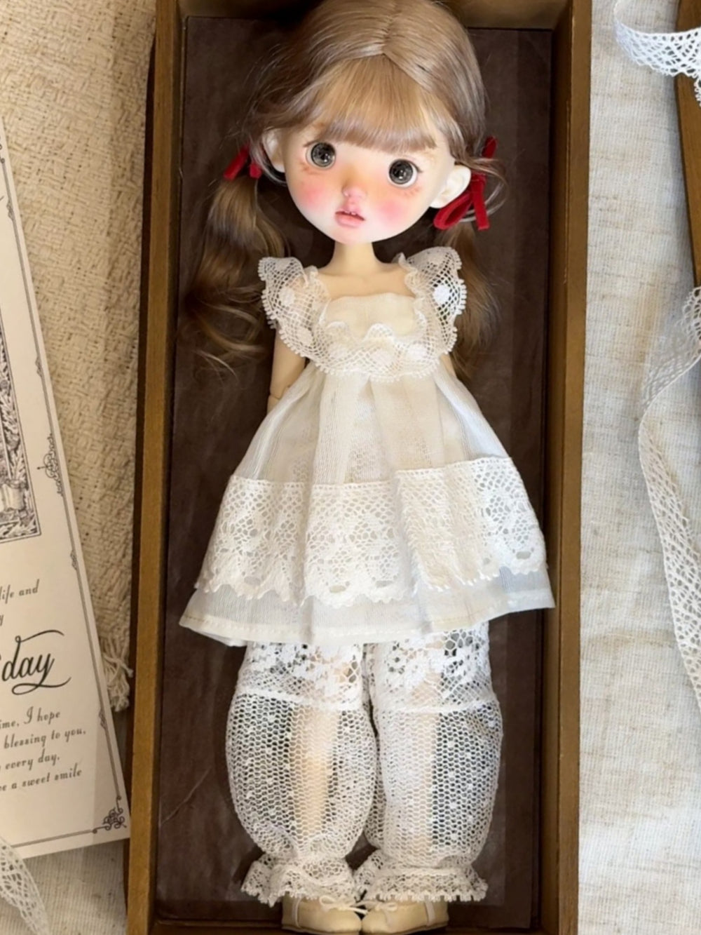 White Lace Mesh Blythe 1/6 BJD Outfit Full Body View | ToastDoll