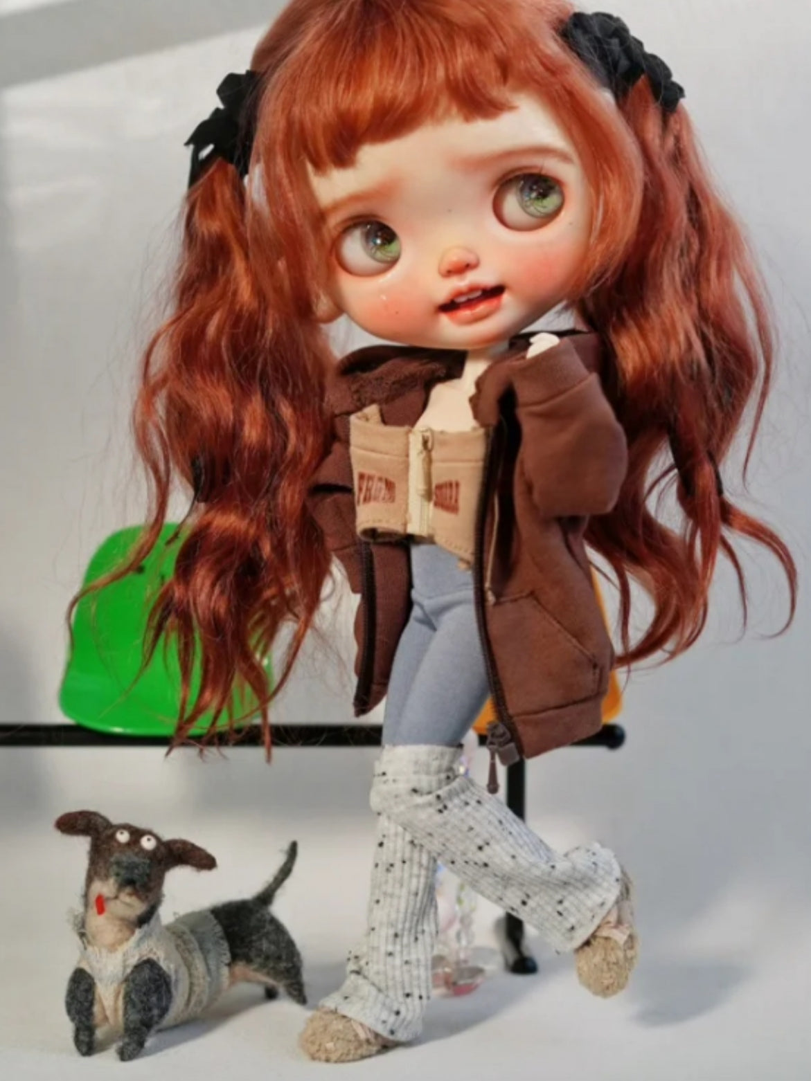 Fluffy Bow Handmade Blythe Khaki Shoes Side View | ToastDoll