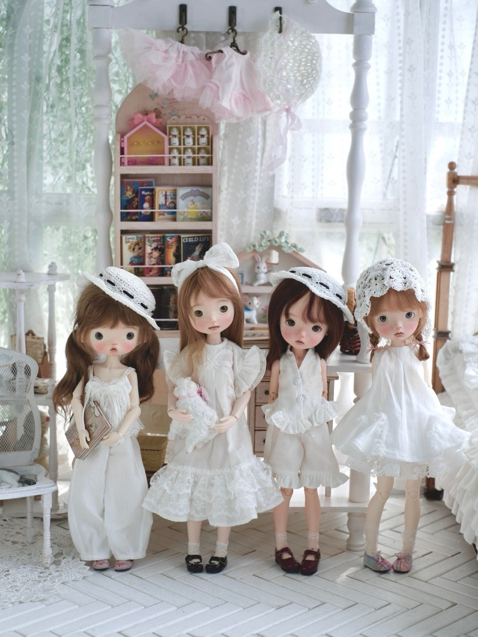 Sweet White Blythe BJD Outfit - Handmade Doll Clothes - ToastDoll