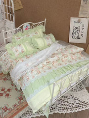 Handmade Doll Miniature Furniture, Bed and Bedding Set