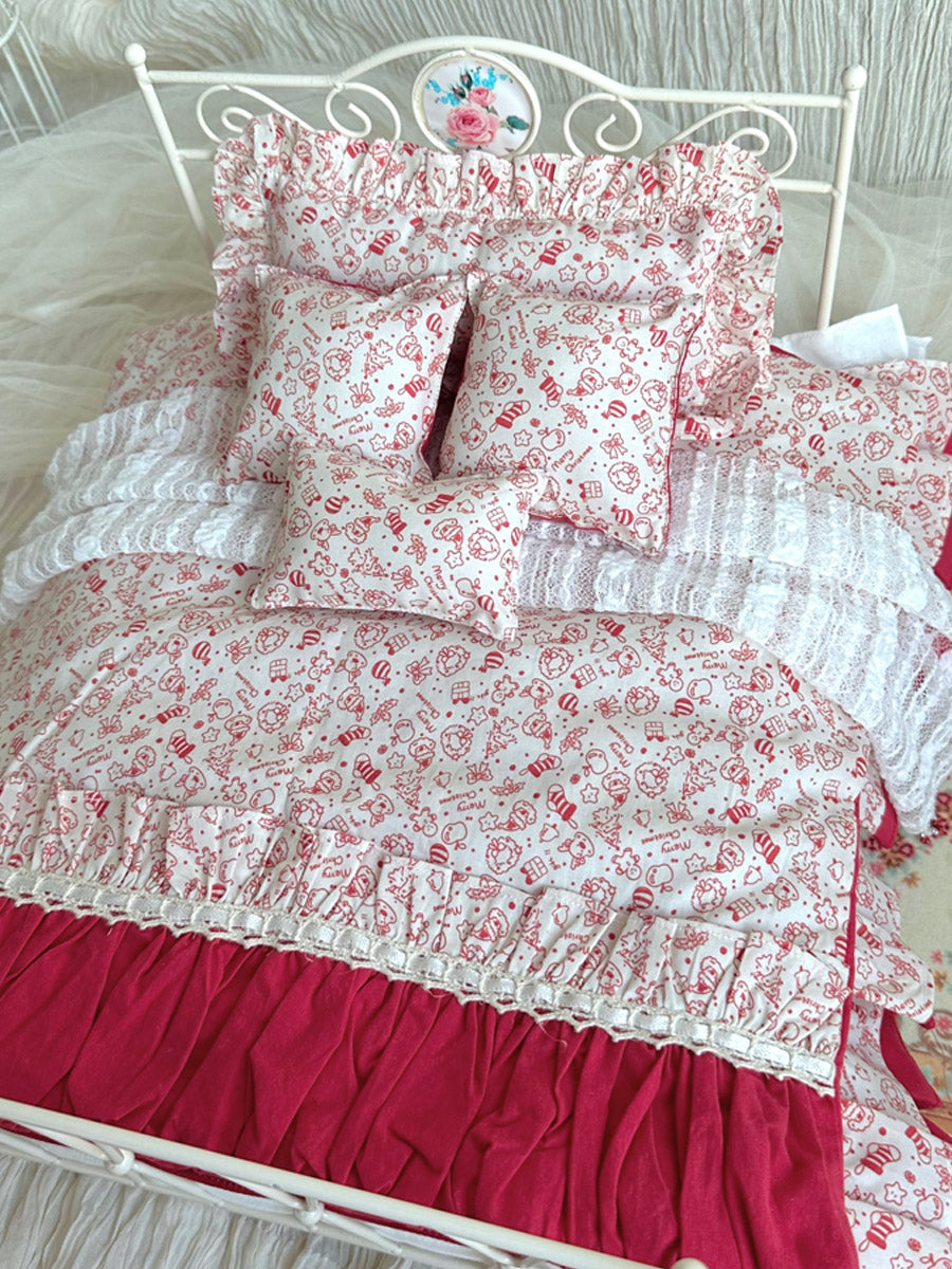 Handmade Doll Miniature Furniture, Bed and Bedding Set