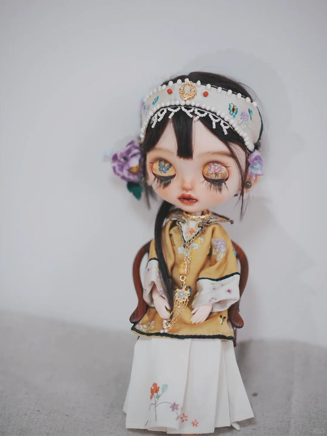 ⁠Yellow Embroidered Chinese Blythe Set - Handmade Doll Clothes - ToastDoll