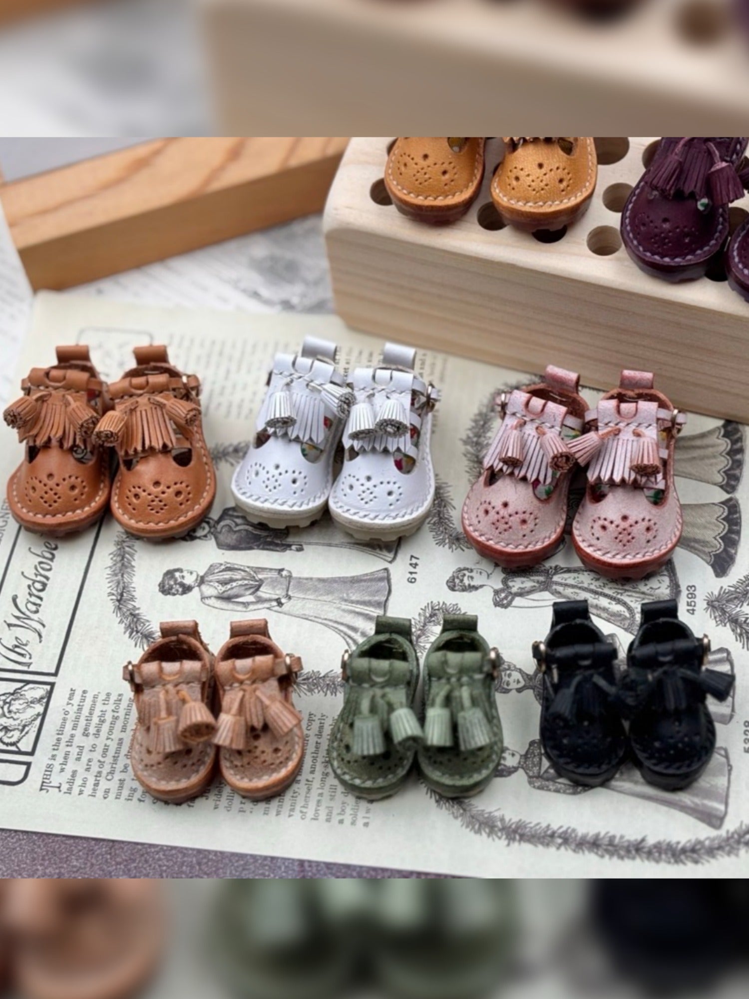 Handmade Shoes for Blythe/ Ob24/ Ob22, Baroque Carved Shoes with Fringe