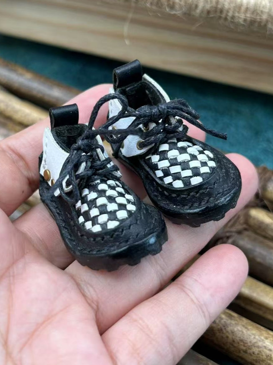 Handmade Shoes for Blythe/Obitsu, Woven Pattern Leather Shoes