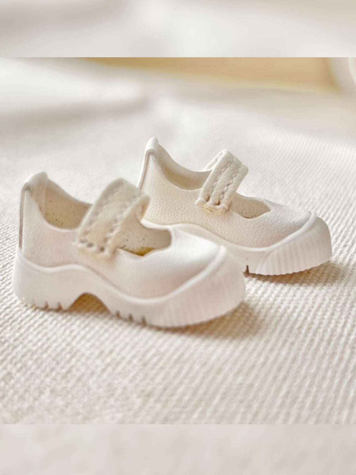 Vibrant Artisan Blythe Ob11 White Mary Janes | ToastDoll