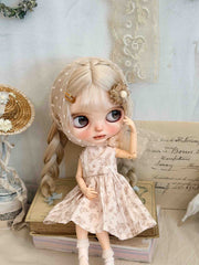 Soft Floral Blythe BJD Set On Doll Display| ToastDoll