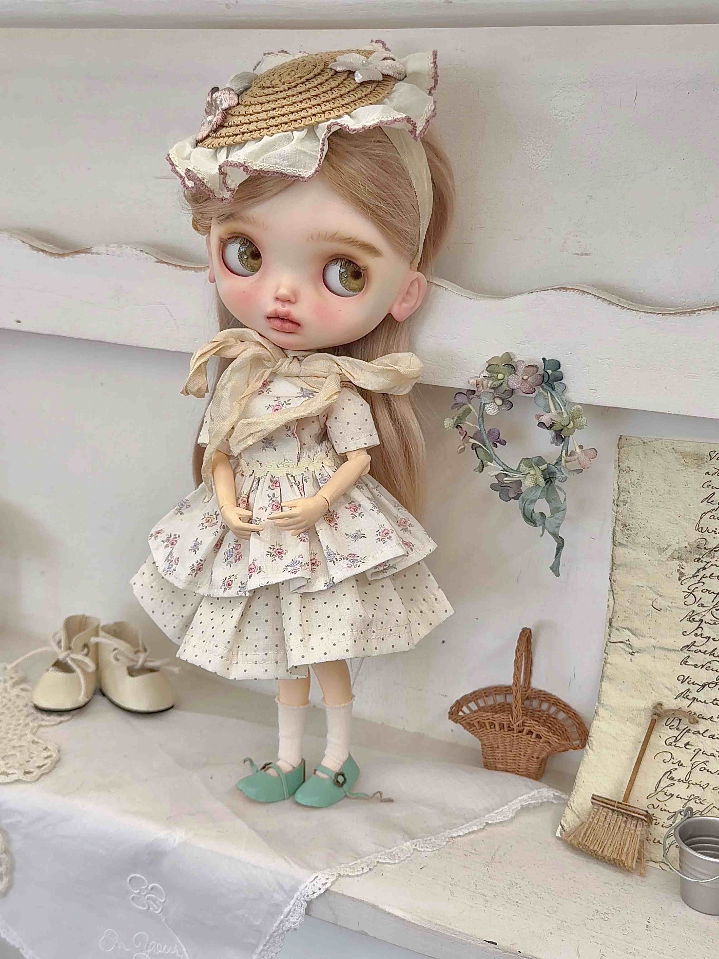 [IN STOCK] White Floral Blythe BJD Set - Handmade Doll Clothes - ToastDoll