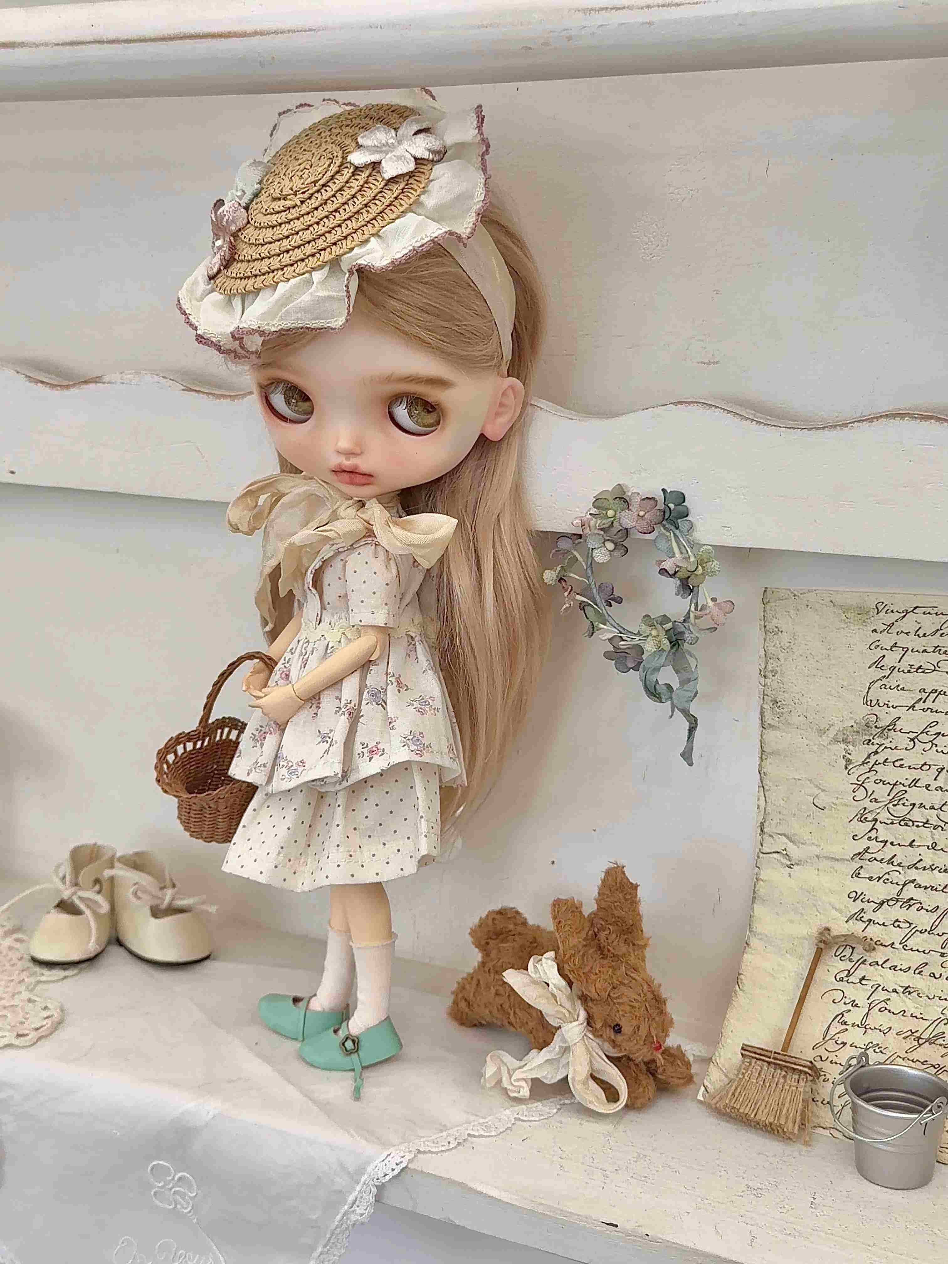 [IN STOCK] White Floral Blythe BJD Set - Handmade Doll Clothes - ToastDoll