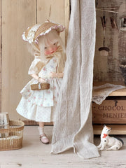 White Floral Blythe BJD Set On Doll Display | ToastDoll