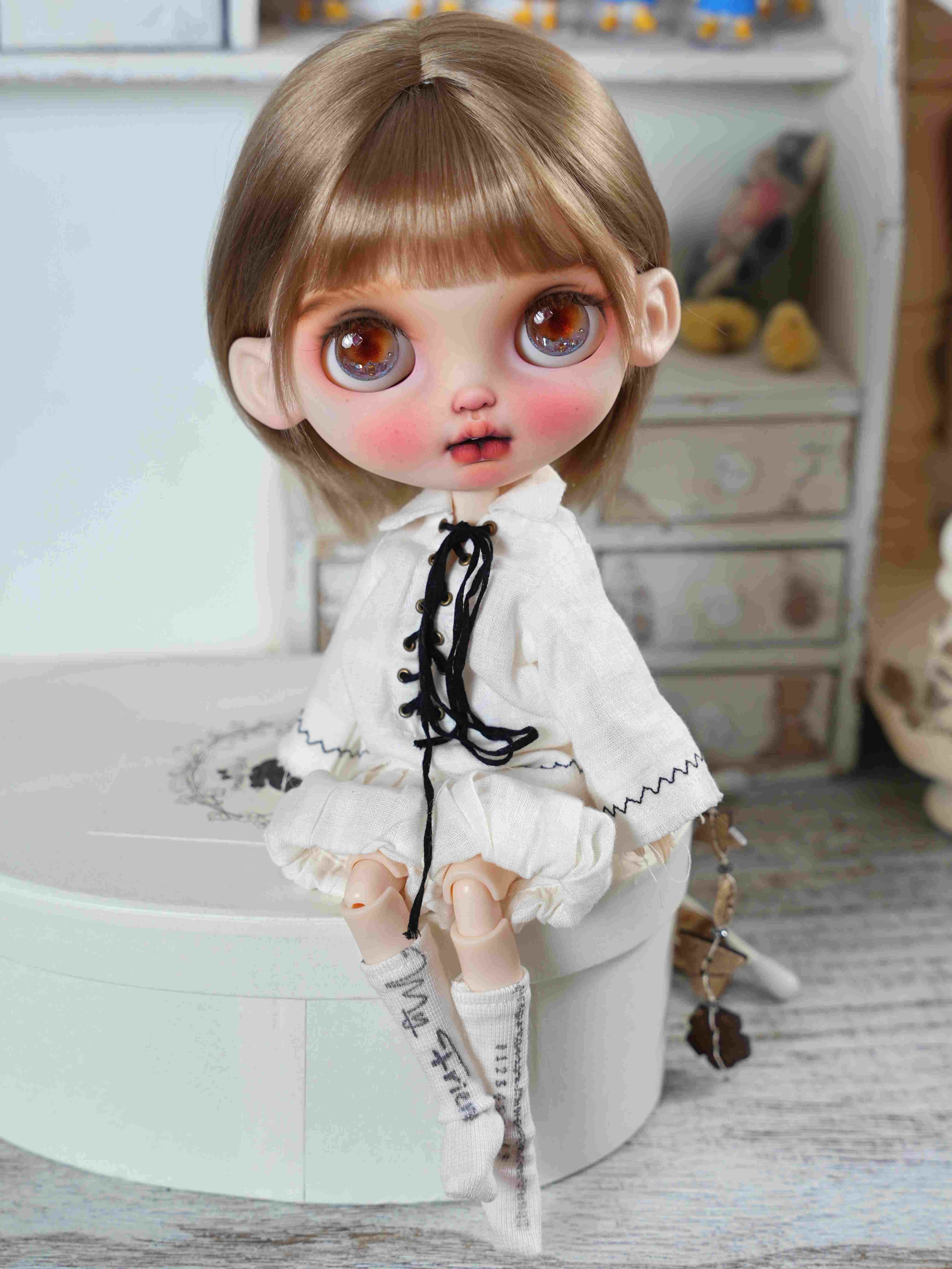 Bonnie Custom Blythe OOAK Sitting Pose | ToastDoll