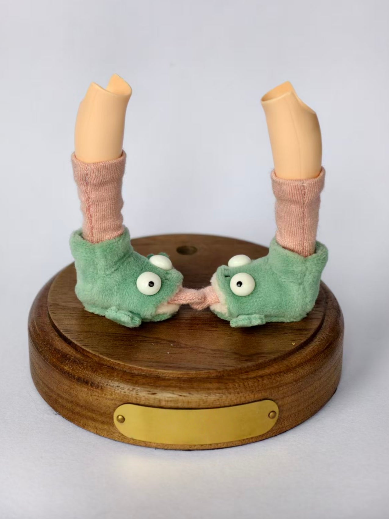 Kissing Lizard Blythe Booties Close-up | ToastDoll