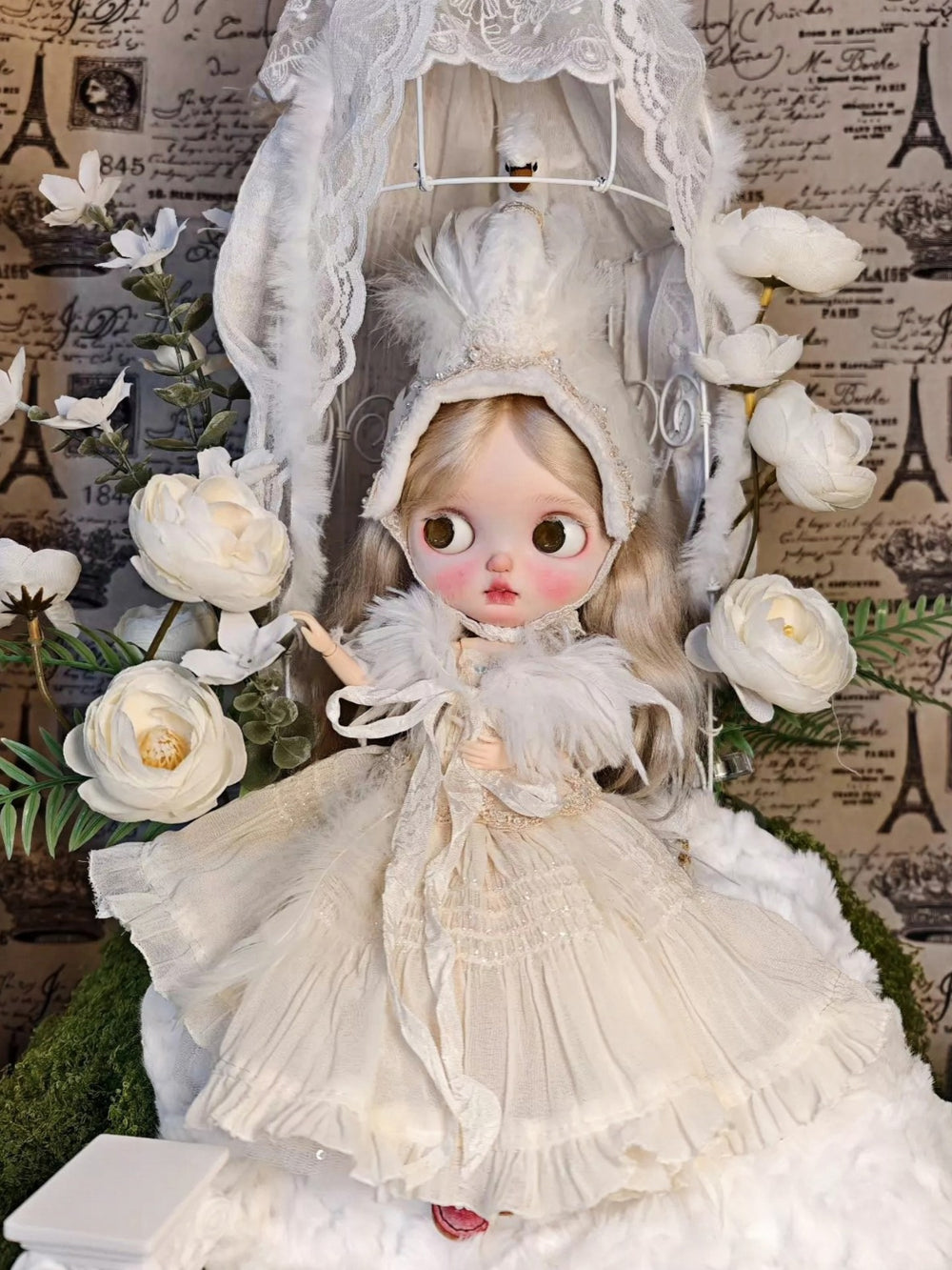 White Swan Princess Blythe Outfit Front View | ToastDoll