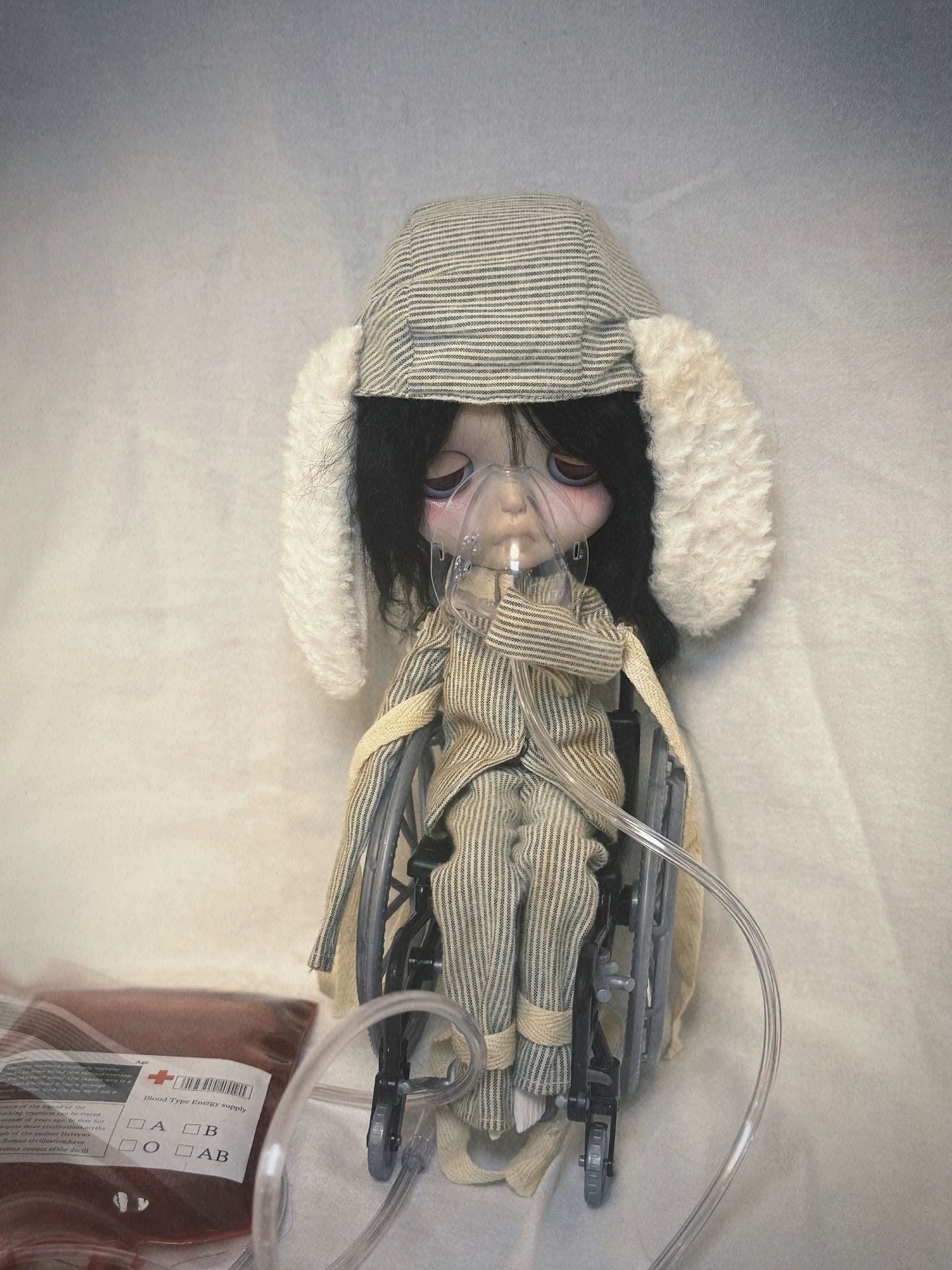 Vespera Custom Blythe OOAK - Gothic Morbid Doll - ToastDoll