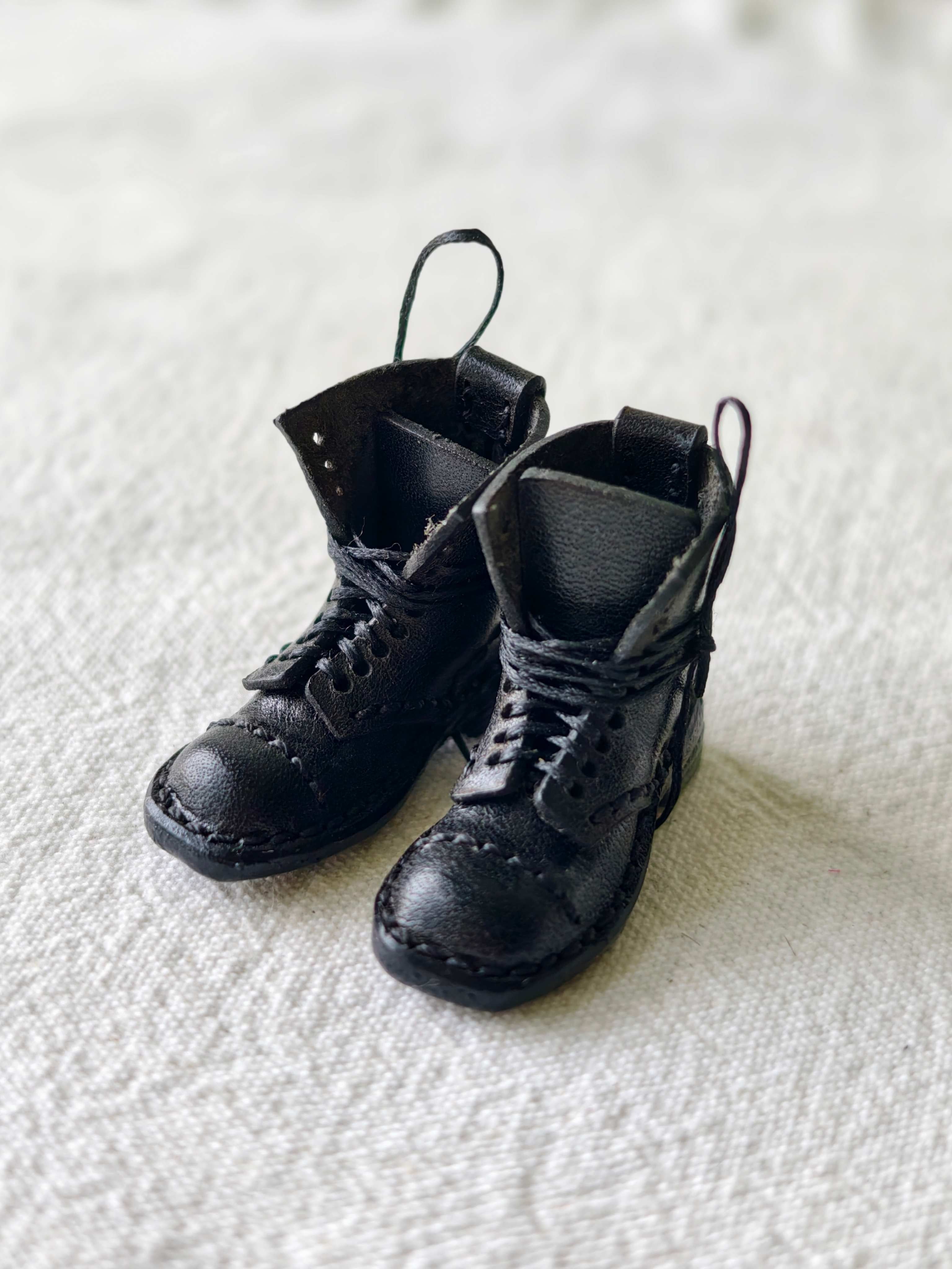 Lace-up Leather Blythe Boots - Handmade Doll Shoes - ToastDoll