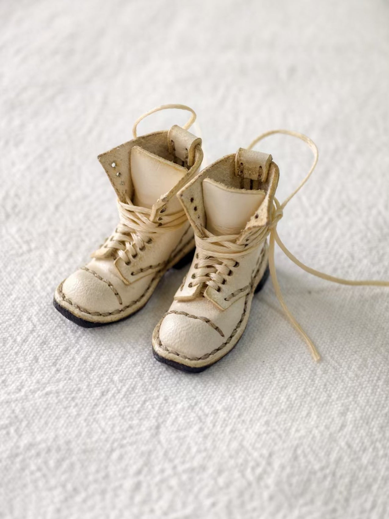 Lace-up Leather Blythe Boots - Handmade Doll Shoes - ToastDoll