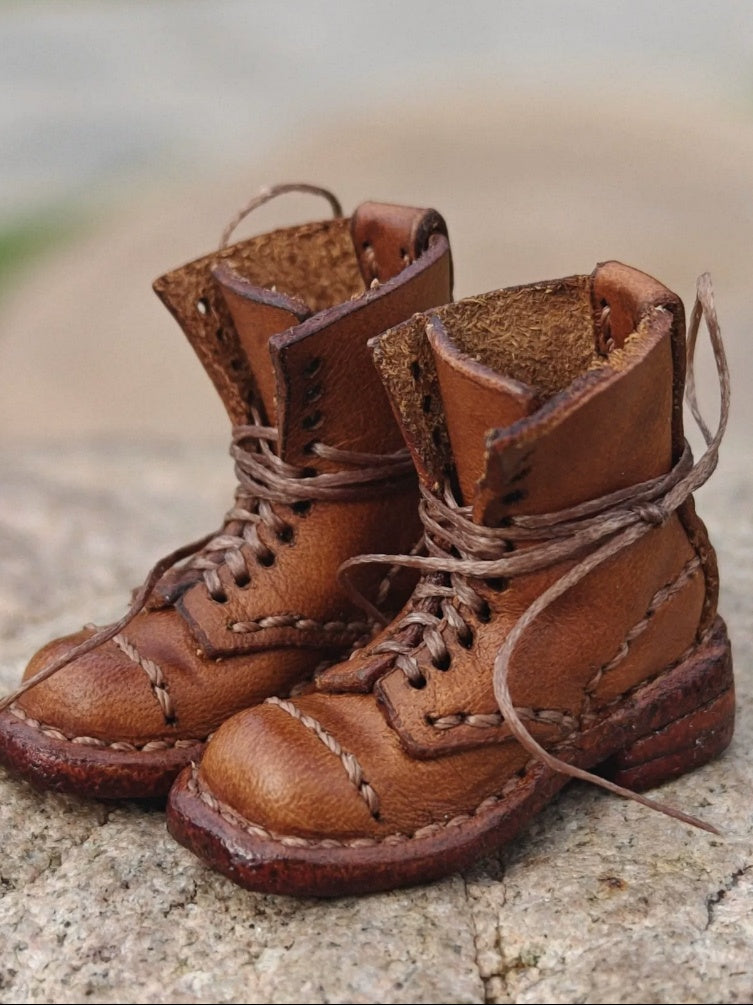 Lace-up Leather Blythe Boots - Handmade Doll Shoes - ToastDoll