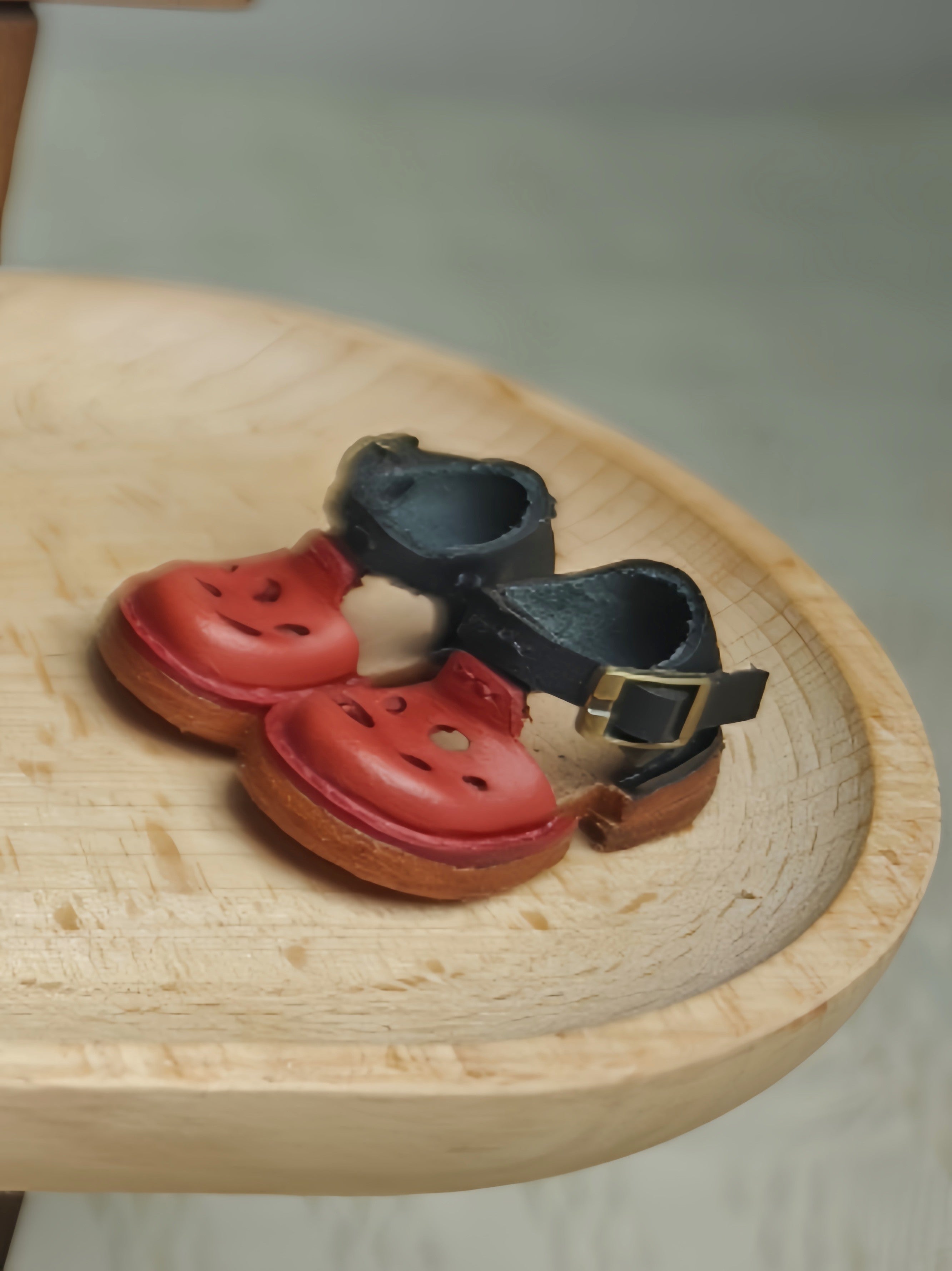 Vintage Cheese Hollow Blythe Red Flats | ToastDoll