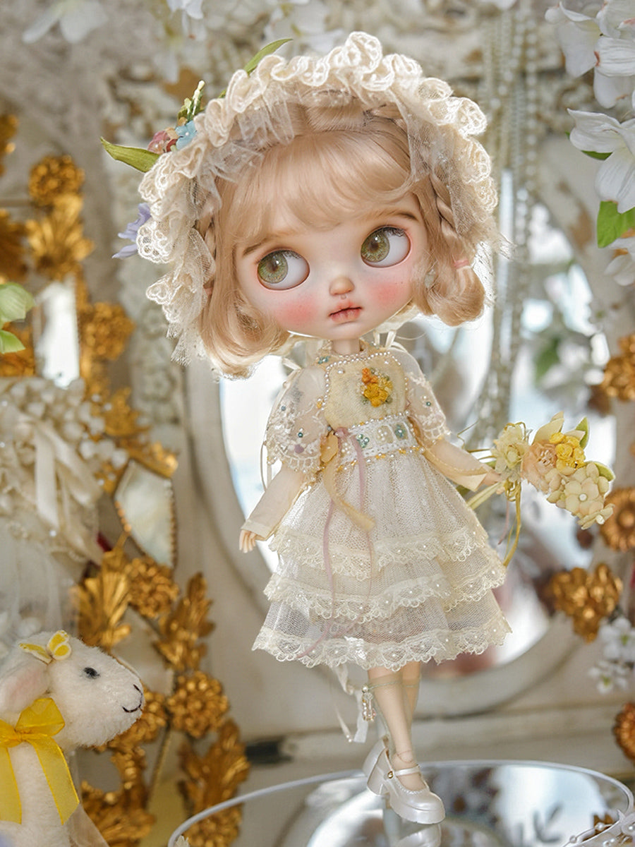 Floral Fairy Blythe Dress Set Full Body View | ToastDoll