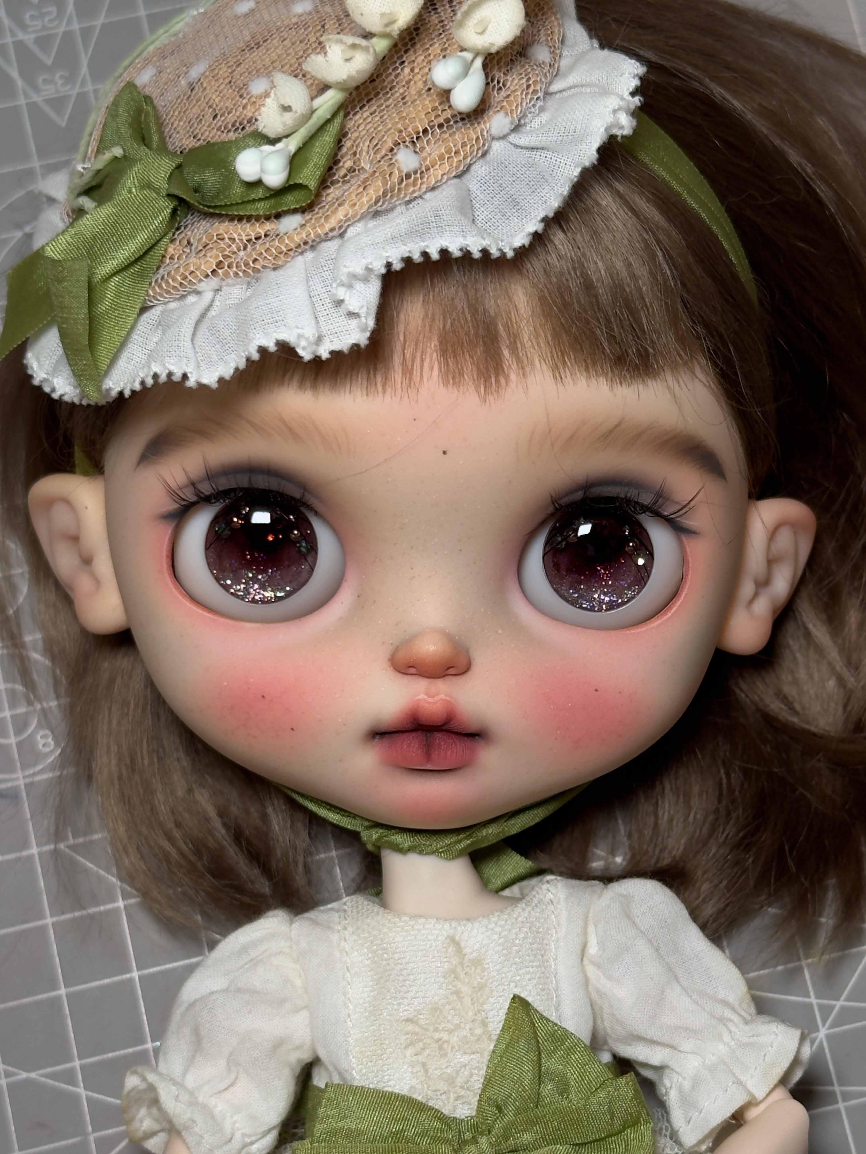 Red Glitter Blythe Eyechips - Handmade Doll Eyes - ToastDoll