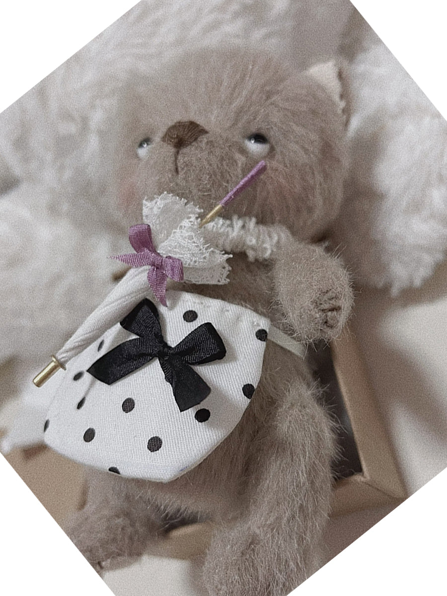 Lace Umbrella Handmade Doll Miniature Close-up | ToastDoll