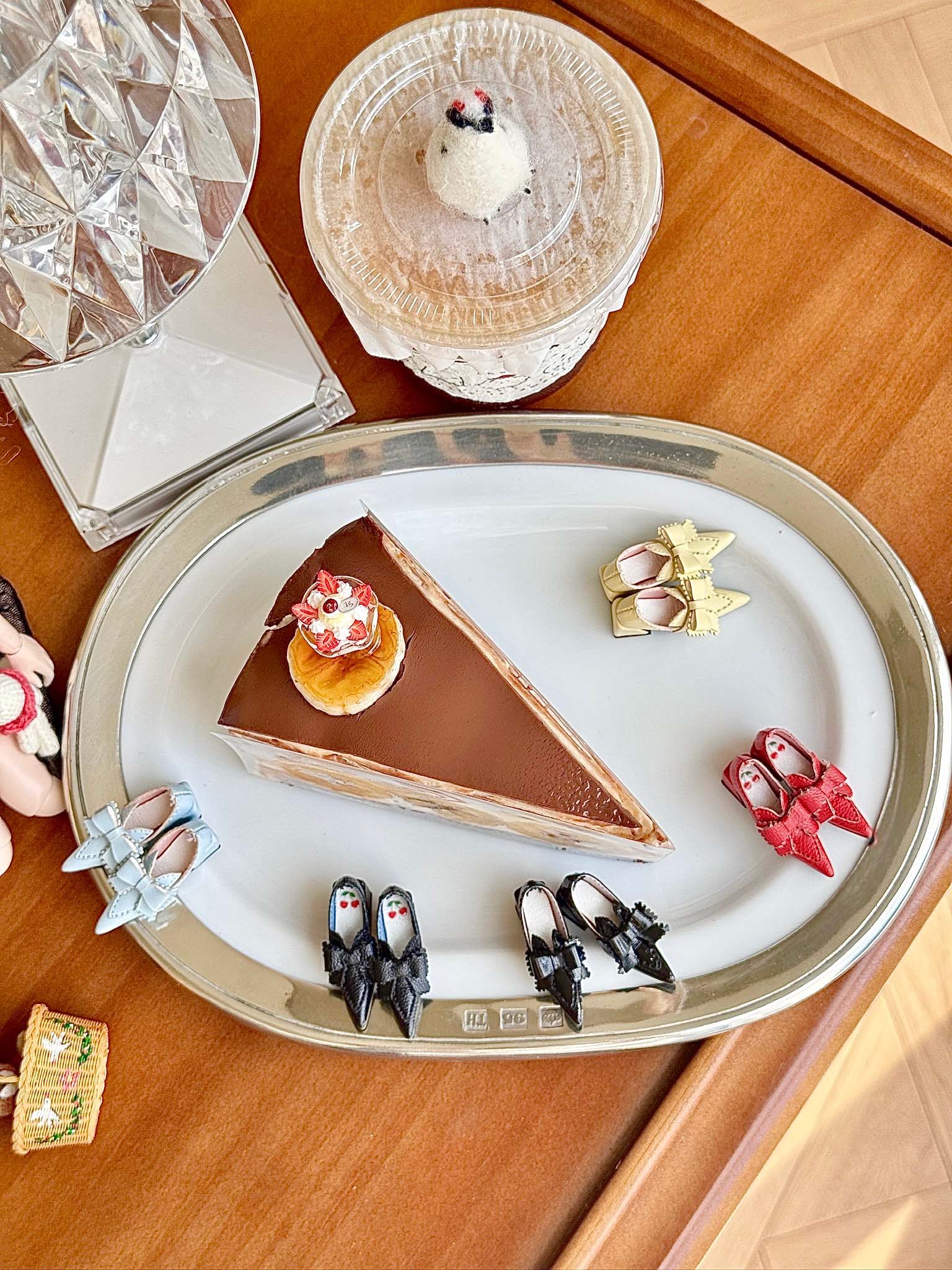 Handmade Shoes for Blythe/Obitsu, Pointed-Toe Mid Block Heel with Bow