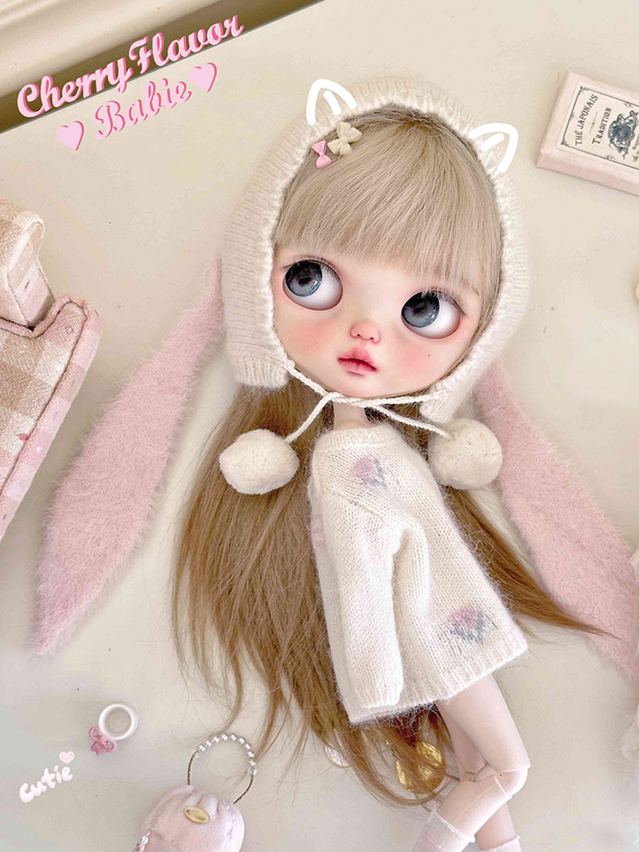 White Little Cutie - Custom Blythe Commission - ToastDoll