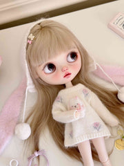 White Little Cutie - Custom Blythe Commission - ToastDoll