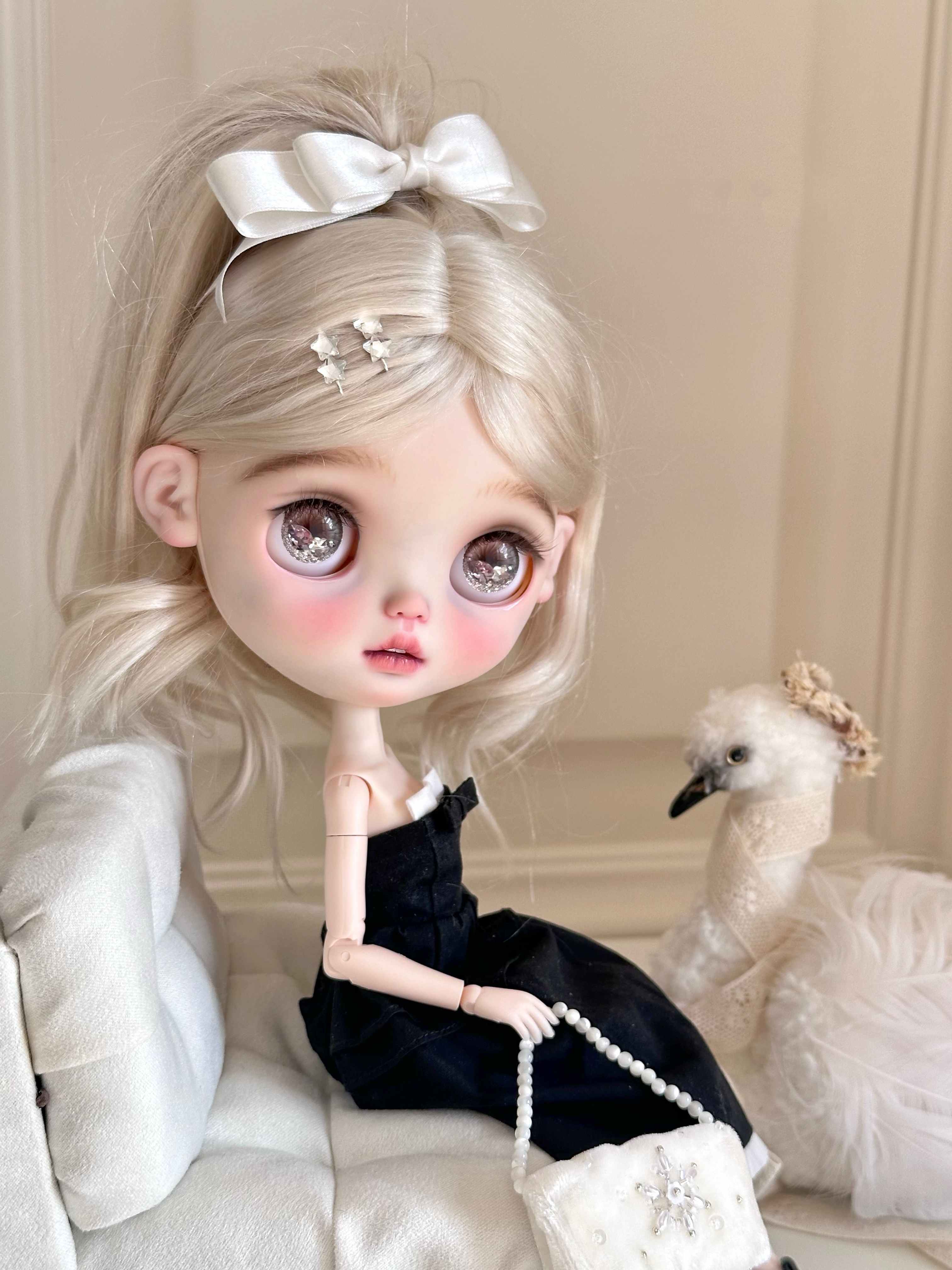Odette Custom Blythe OOAK Half Body Shot | ToastDoll