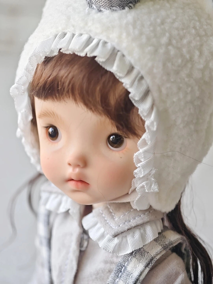 Milo Custom 1/6 BJD OOAK Innocent Quirky Doll Close-up | ToastDoll