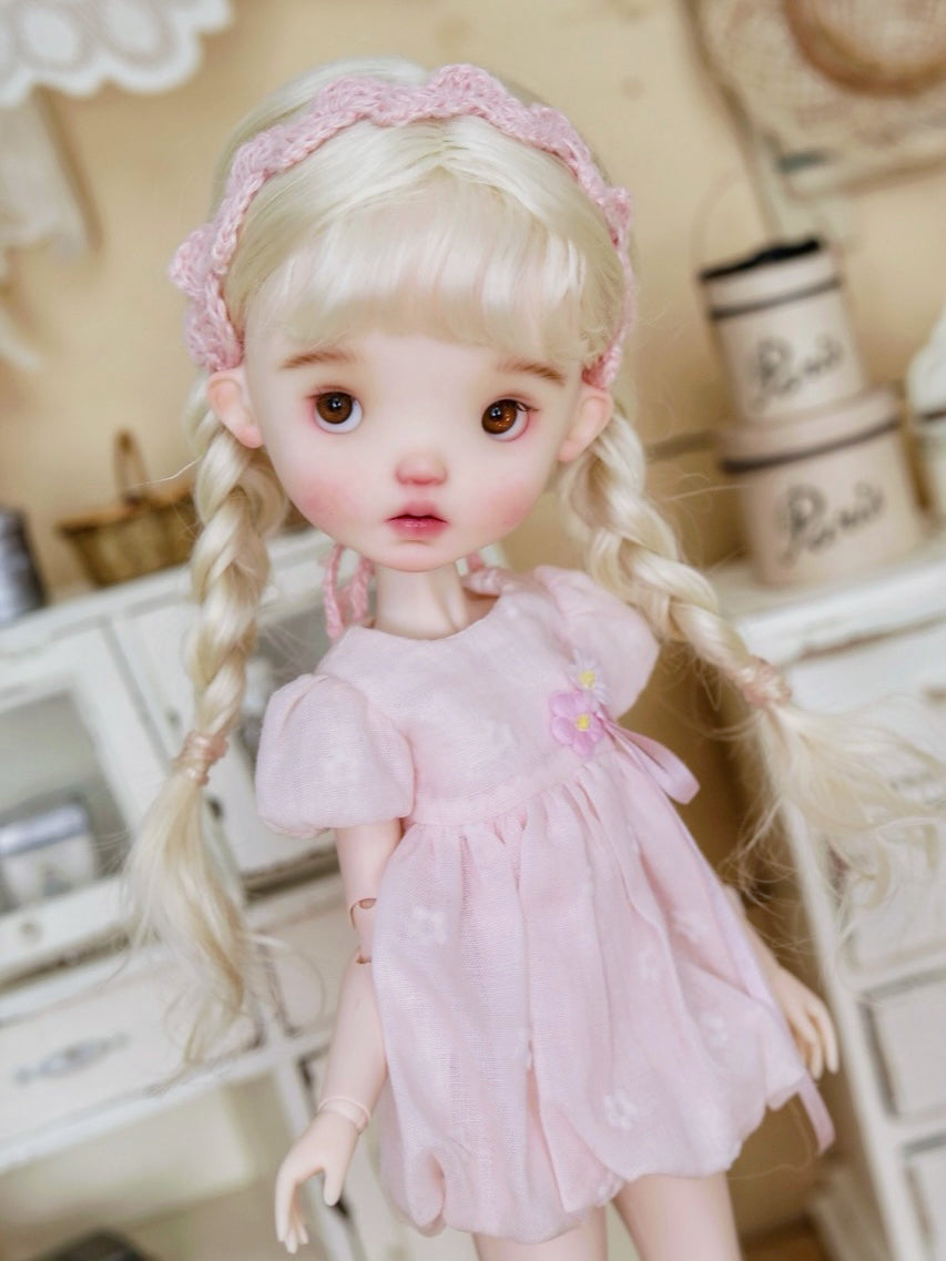 Peaches Custom 1/6 BJD OOAK Spring Pink Braids Doll Close-up｜ToastDoll
