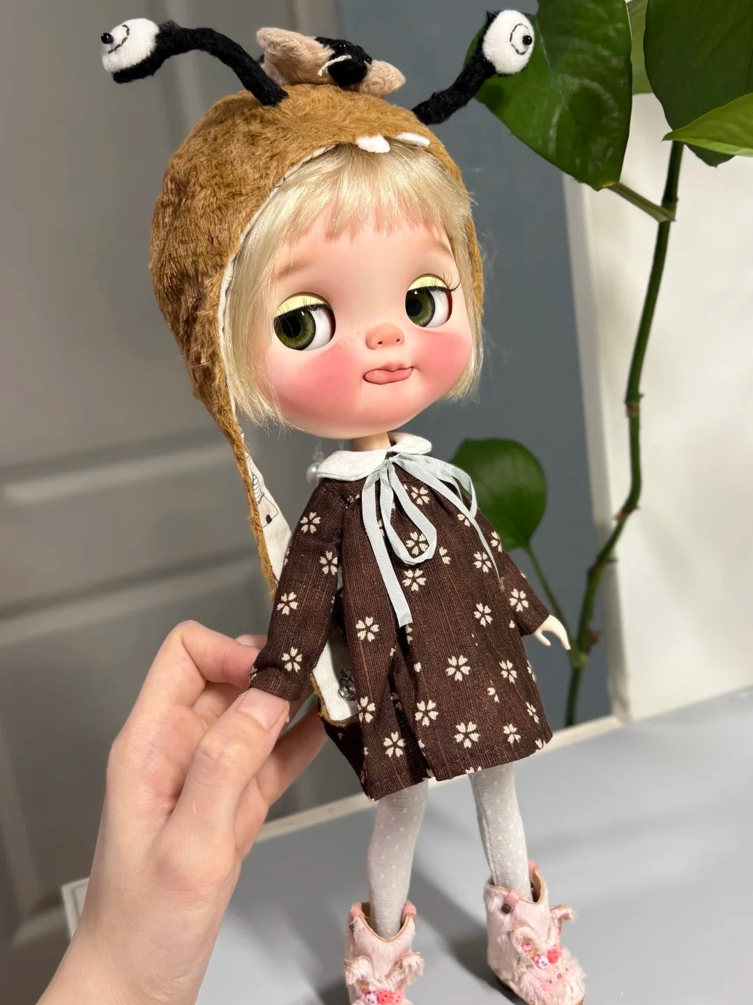 Baby Cutie Tongue Out - Custom Blythe Commission - ToastDoll