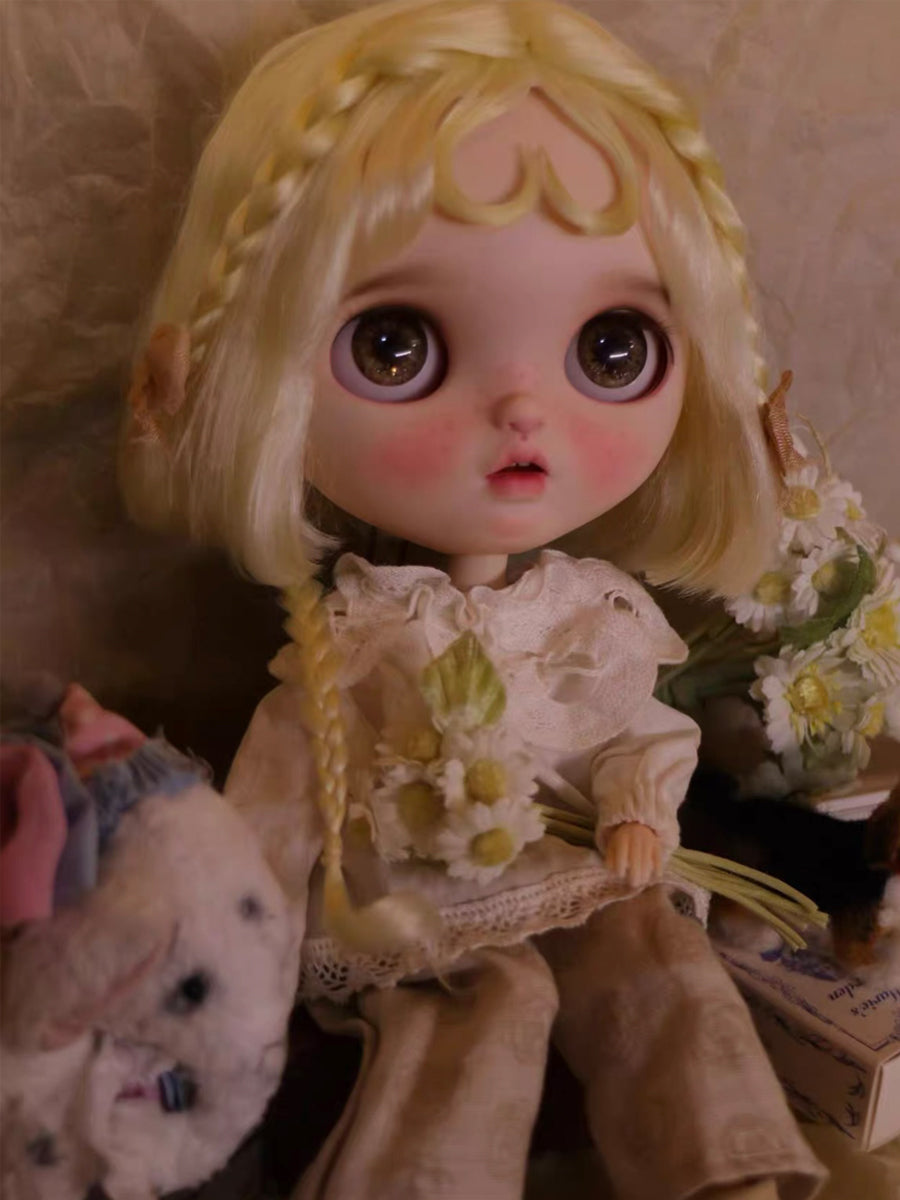 Handmade Blythe Wig, Bob with Braids and Heart Bangs