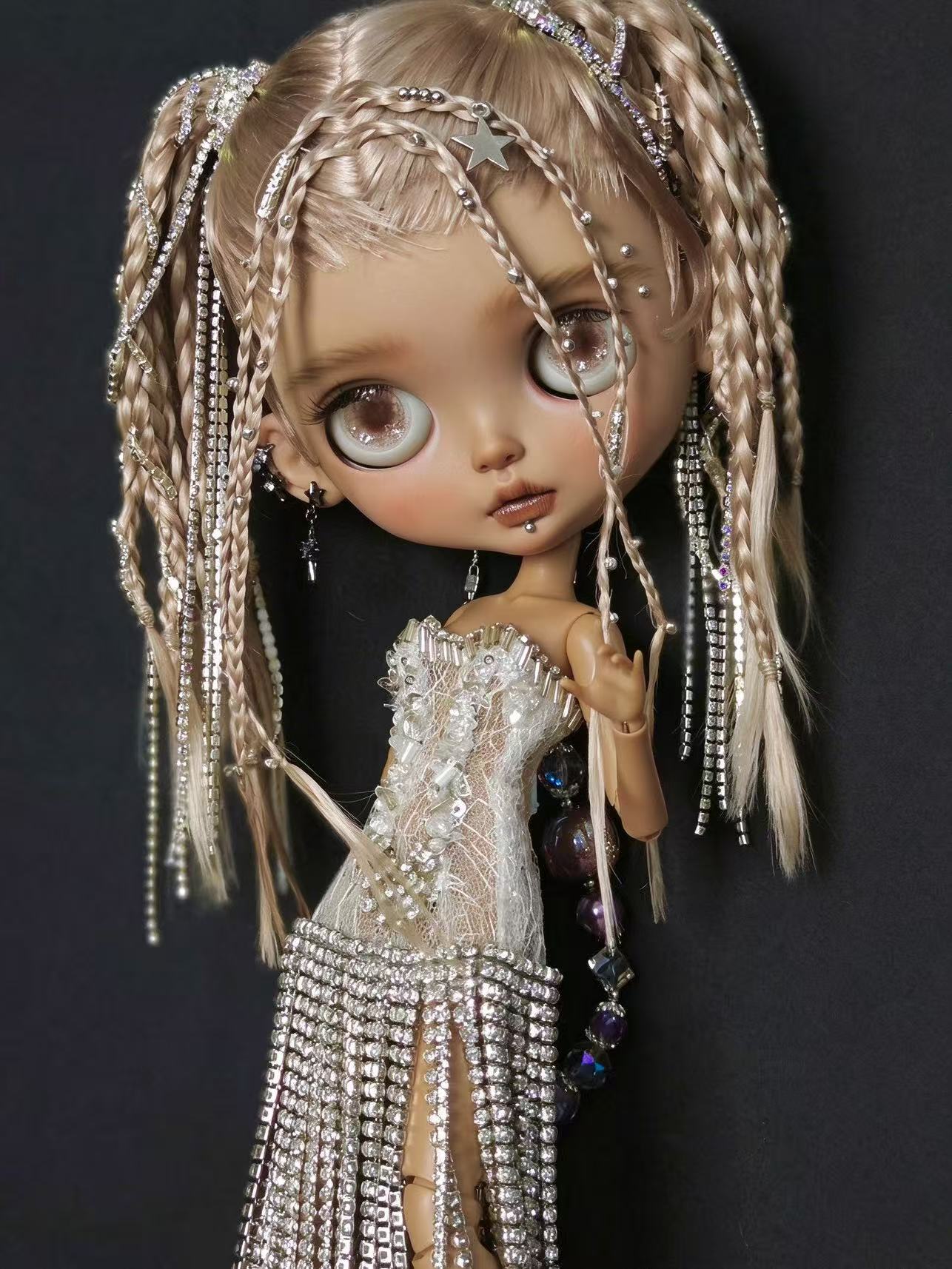 Stella Custom Blythe OOAK - Fancy Tan Doll - ToastDoll