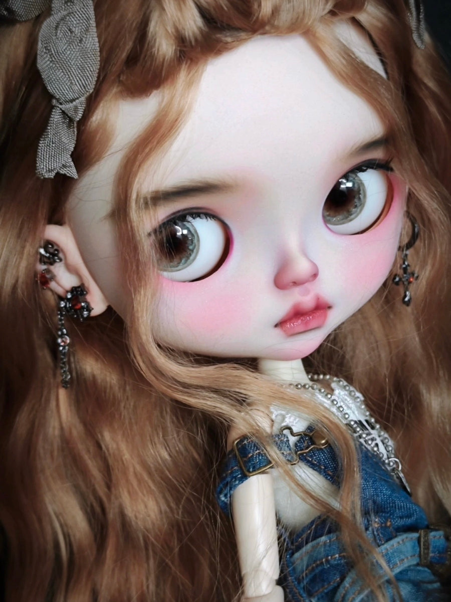 Bella Custom Blythe OOAK - Sporty Cool Doll - ToastDoll