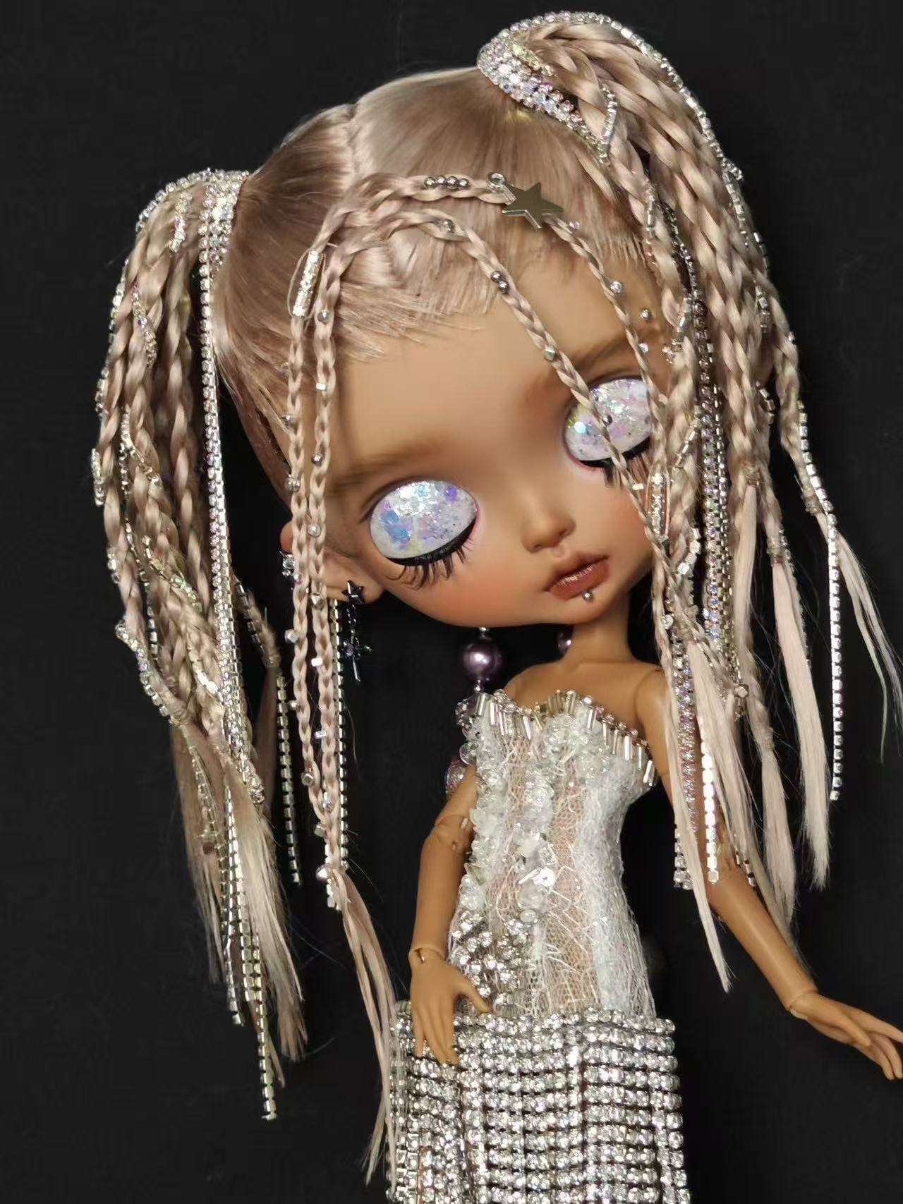 Stella Custom Blythe OOAK - Fancy Tan Doll - ToastDoll