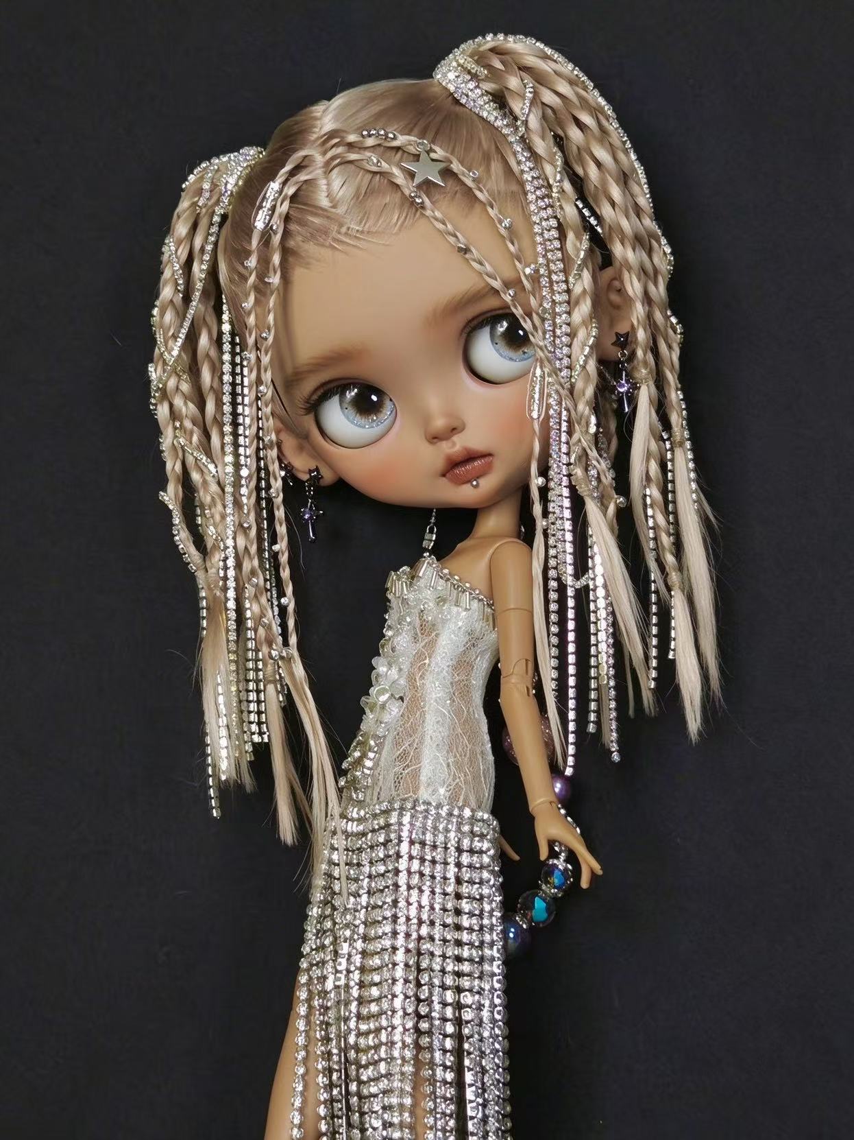 Stella Custom Blythe OOAK - Fancy Tan Doll - ToastDoll