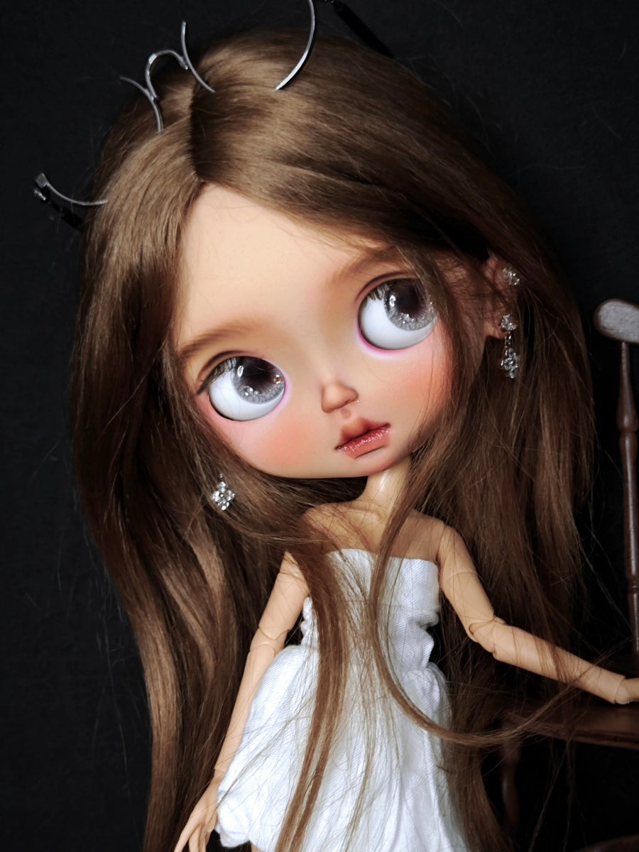 Bianca Custom Blythe OOAK - Pure Tan Doll - ToastDoll
