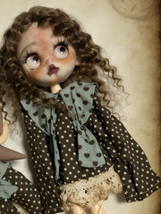 Retro Polka Dot Blythe Dress Detail | ToastDoll