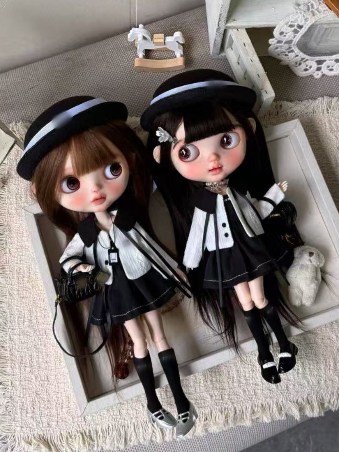 Black Chic Blythe 1/6 BJD Outfit On Doll Display | ToastDoll
