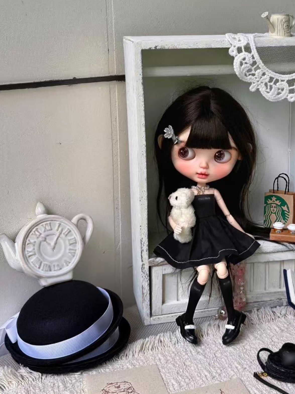 Black Chic Blythe 1/6 BJD Outfit Front View | ToastDoll