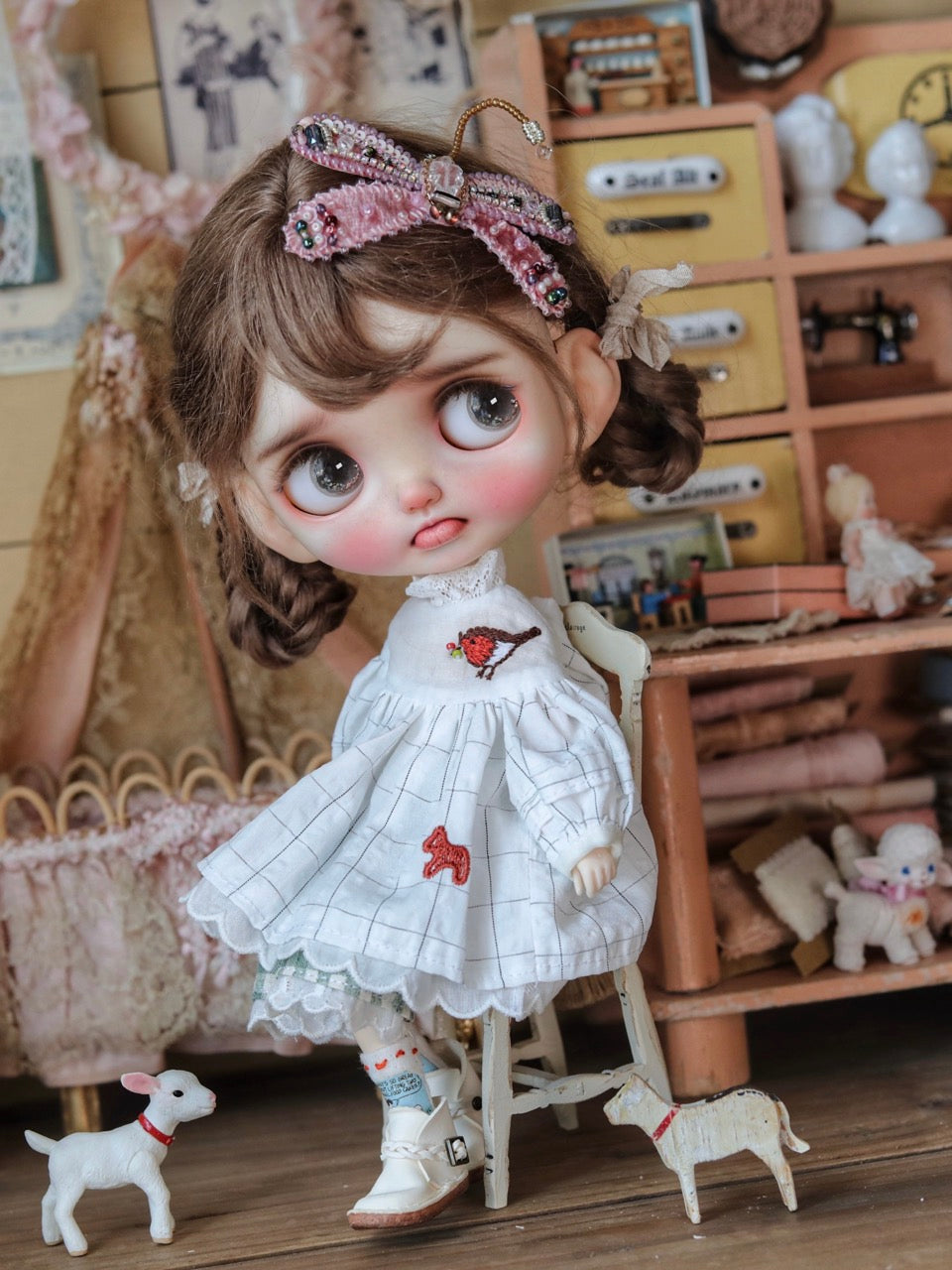 White Butterfly Dragonfly Blythe BJD Set On Doll Display | ToastDoll