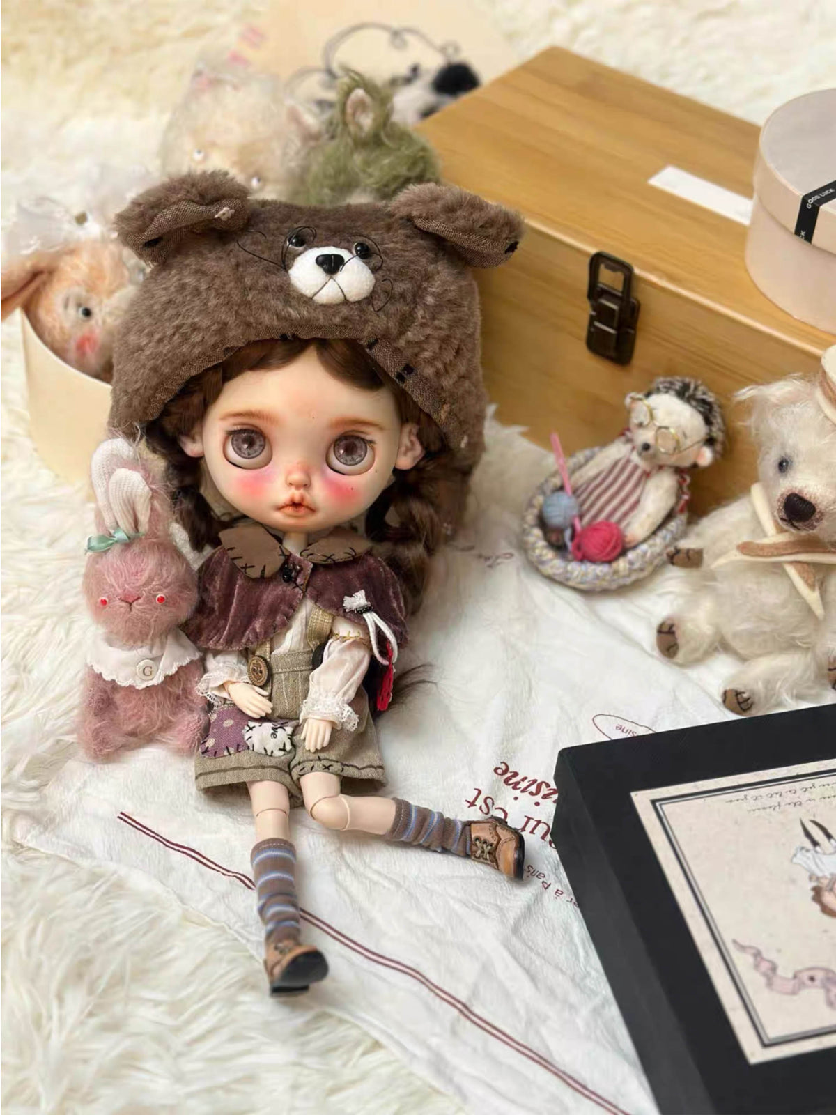 Handmade Outfit for Blythe/Pullip, Pastoral Style Suit‌ & Bear Hat