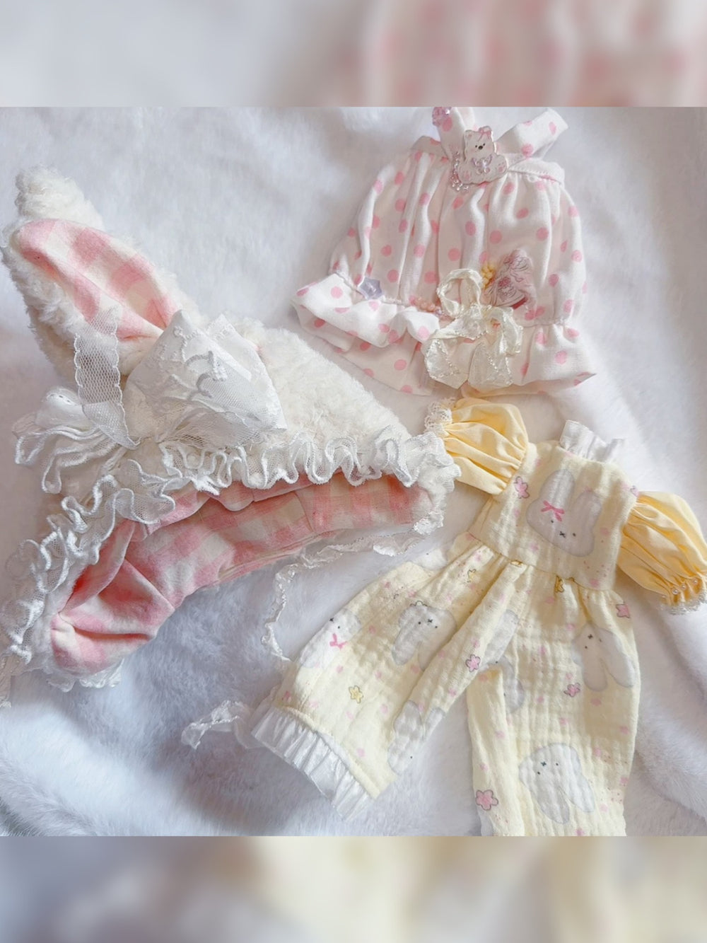 Pink Polka Dot Blythe Outfit Flat Lay | ToastDoll