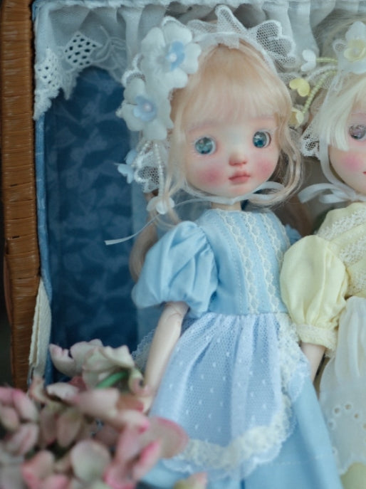Pastel Apron Puff 1/6 BJD Light-Blue Dress On Doll Display | ToastDoll