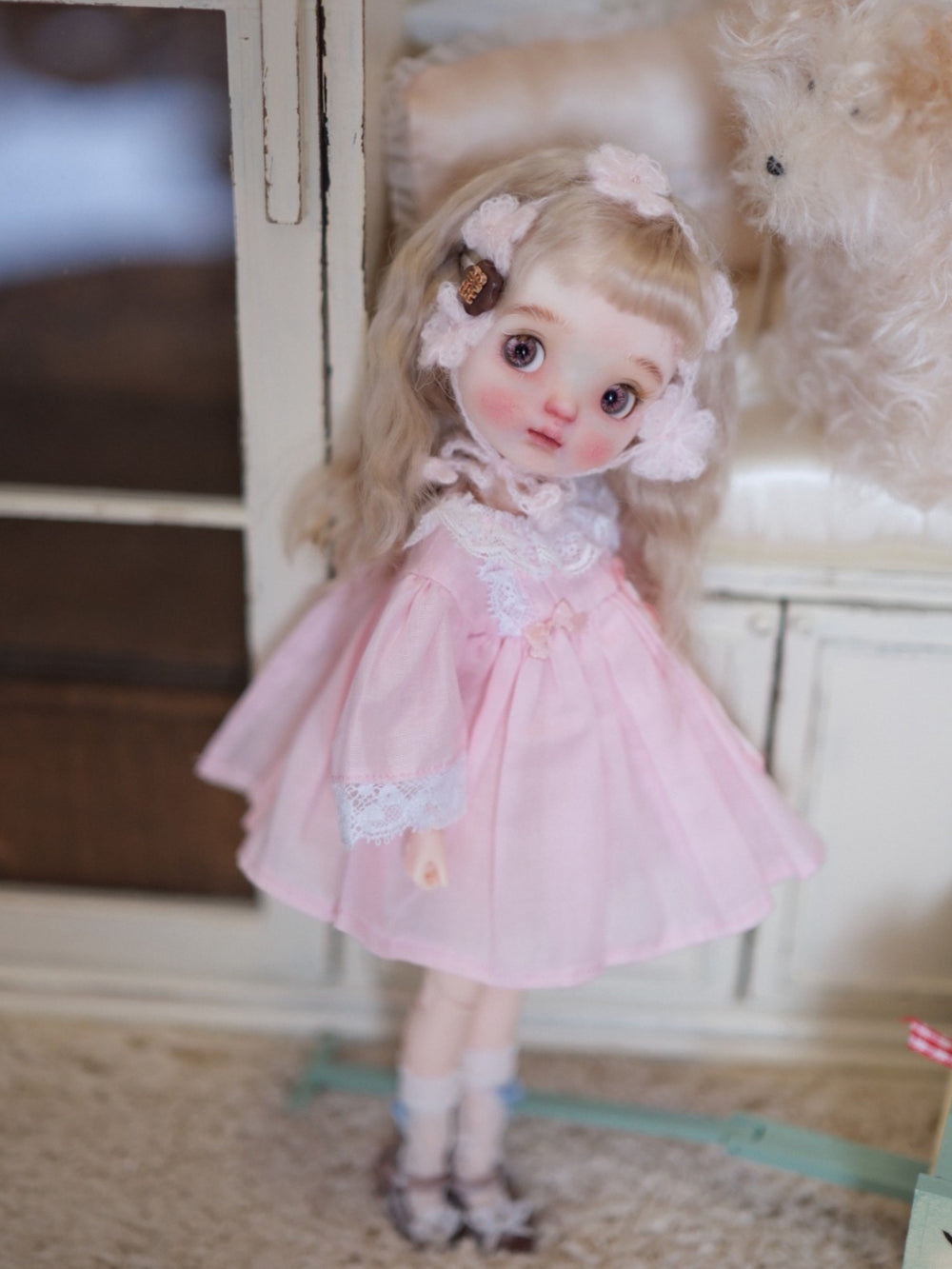 Pink Lolita Lace Blythe 1/6 BJD Dress On Doll Display | ToastDoll