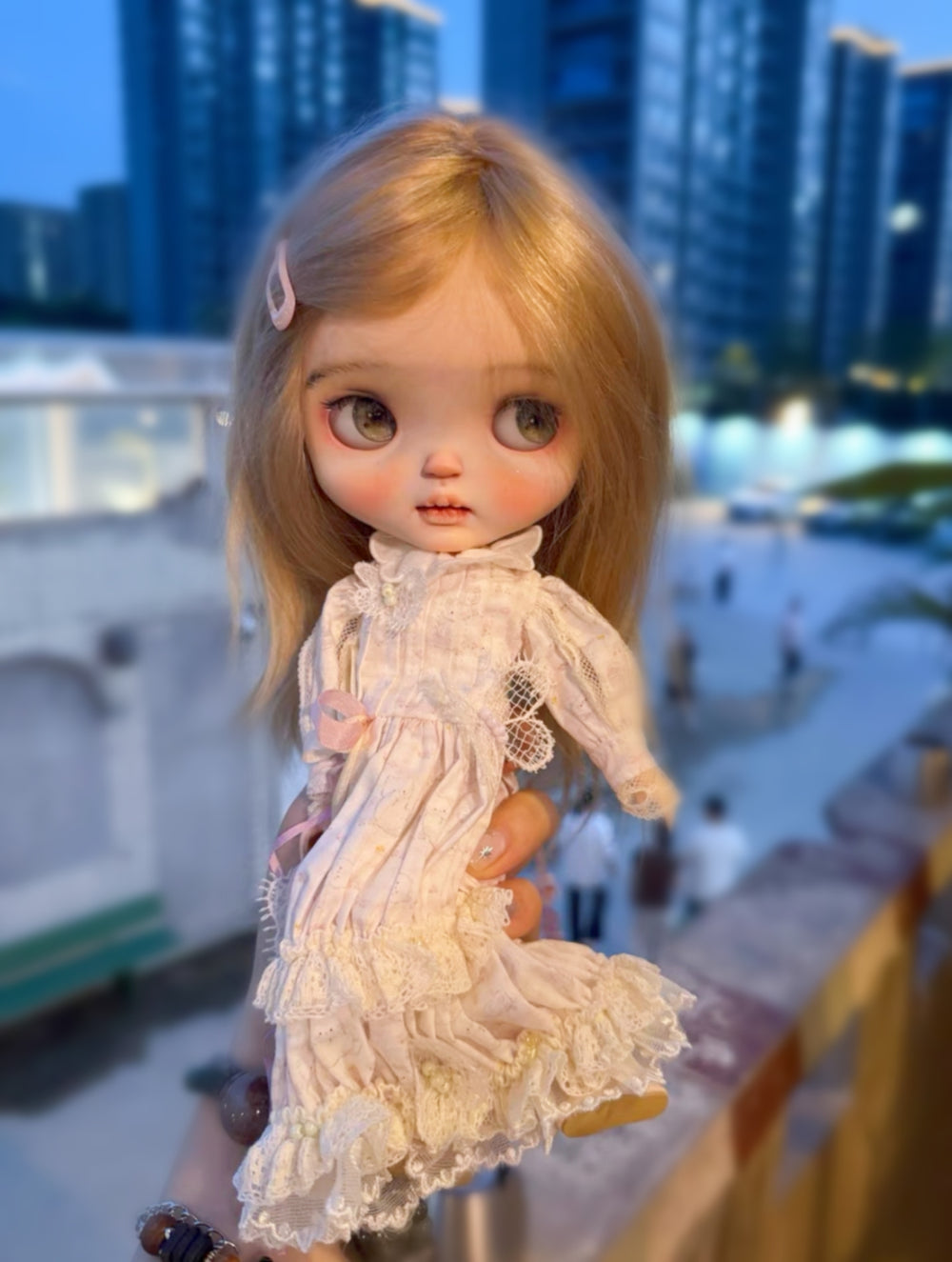 Butterfly Crinkle Blythe Outfit Close-up | ToastDoll