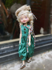 Green Bloomer Blythe 1/6 BJD Jumpsuit On Doll Display | ToastDoll