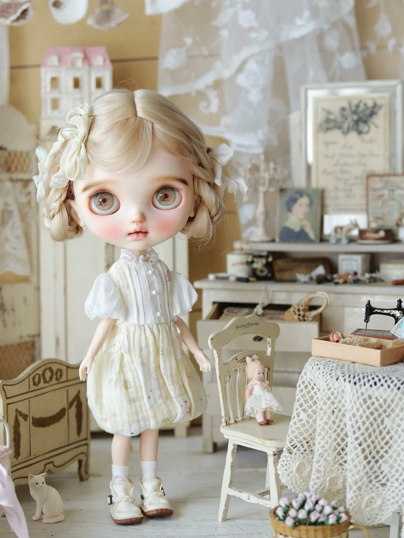 Sweet Cream Blythe BJD Dress Set - Handmade Doll Clothes - ToastDoll