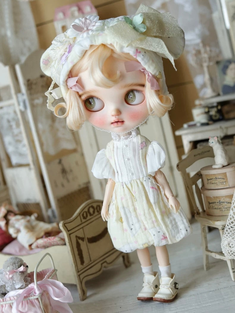 Sweet Cream Blythe BJD Dress Set - Handmade Doll Clothes - ToastDoll